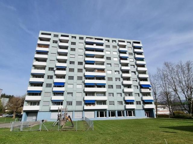 Rent a 4 ½ rooms apartment in Spreitenbach Flatfox