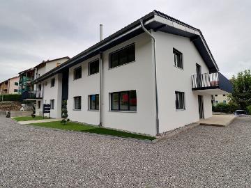 Rent a 4 ½ rooms apartment in St Gingolph Flatfox