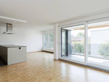 Rent a 4 ½ rooms apartment in Stäfa Flatfox