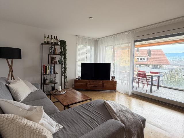 Rent a 4 ½ rooms apartment in Stäfa Flatfox