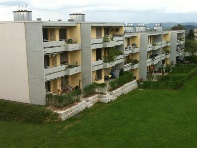 Rent a 4 ½ rooms apartment in Steinmaur Flatfox
