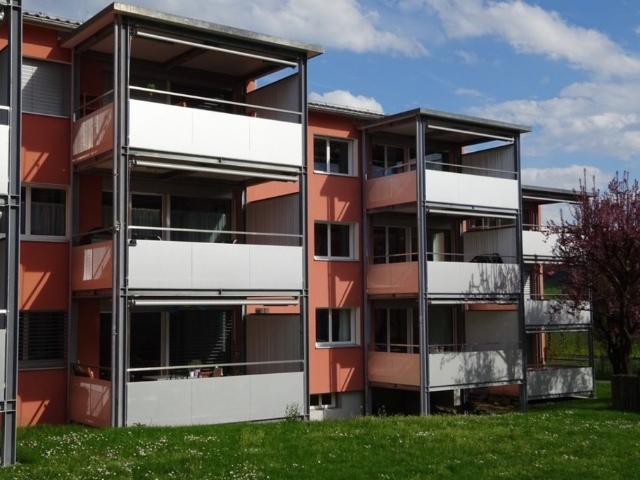 Rent a 4 ½ rooms apartment in Stetten Flatfox