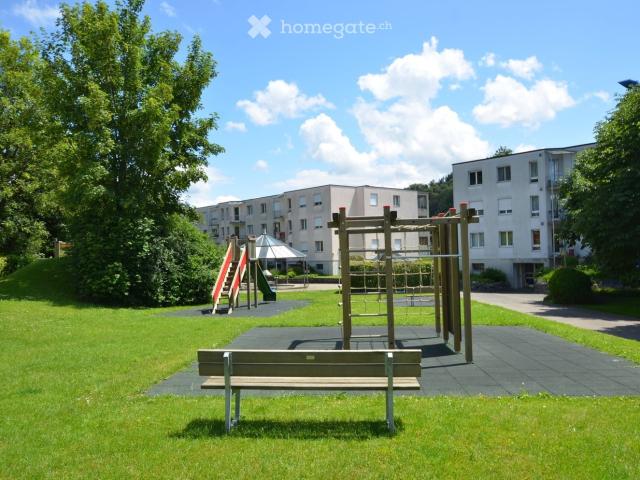 Rent a 4 ½ rooms apartment in Stettlen Flatfox