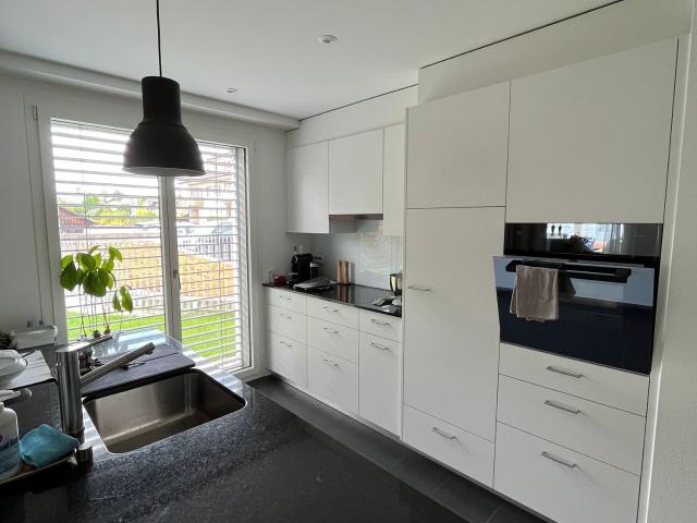 Rent a 4 ½ rooms apartment in Stettlen Flatfox