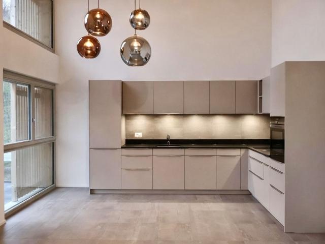 Rent a 4 ½ rooms apartment in Sugiez Flatfox
