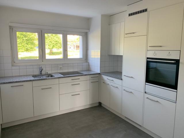 Rent a 4 ½ rooms apartment in Sulgen Flatfox
