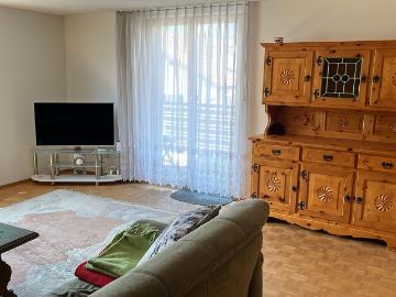 Rent a 4 rooms apartment in Sumvitg Flatfox