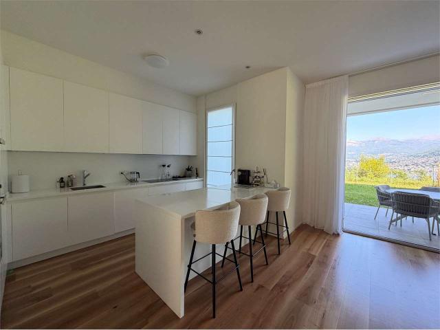 Rent a 4 ½ rooms apartment in Paradiso Flatfox