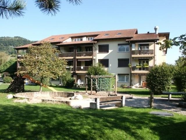 Rent a 4 ½ rooms apartment in Pfungen Flatfox