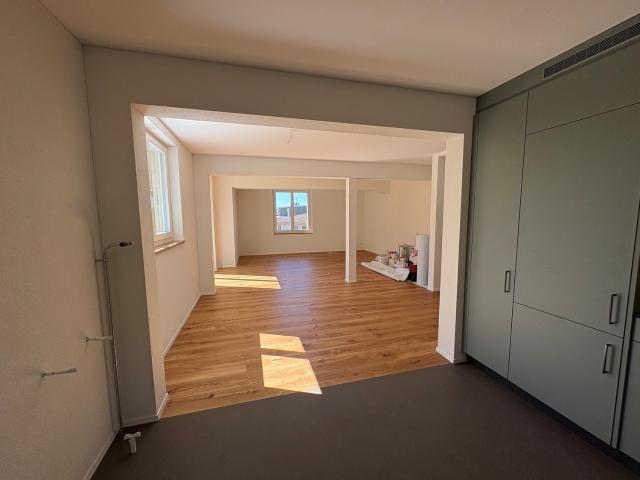 Rent a 4 ½ rooms apartment in Pfäffikon ZH Flatfox