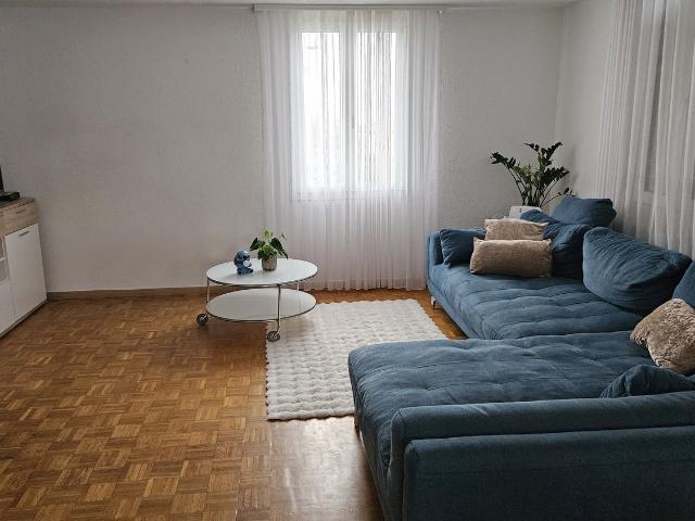 Rent a 4 ½ rooms apartment in Rain Flatfox