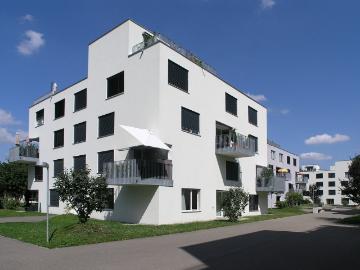 Rent a 4 ½ rooms apartment in Regensdorf Flatfox