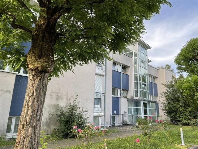 Rent a 4 rooms apartment in Reinach Flatfox