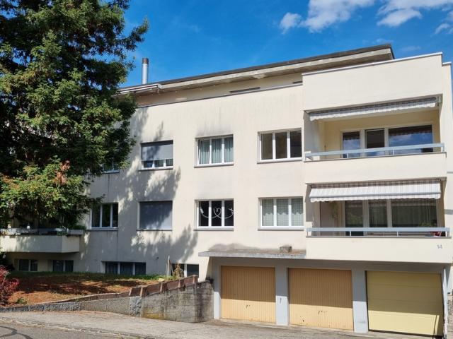 Rent a 4 rooms apartment in Reinach Flatfox