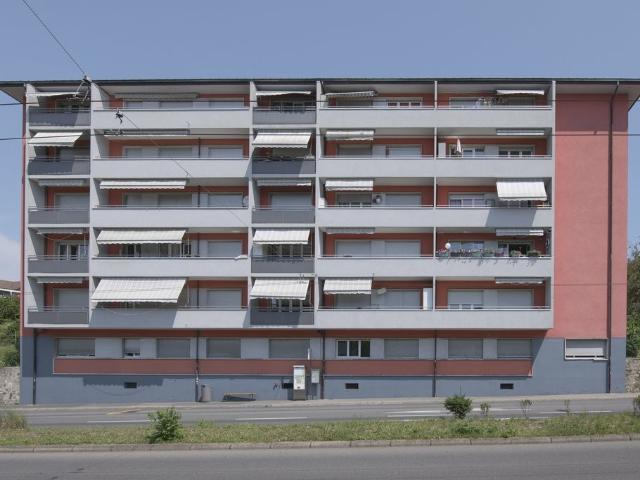 Rent a 4 rooms apartment in Renens Flatfox