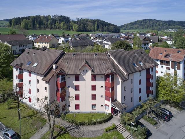 Rent a 4 ½ rooms apartment in Rickenbach Flatfox
