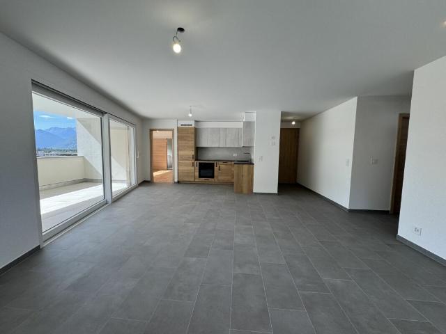 Rent a 4 rooms apartment in Riddes Flatfox