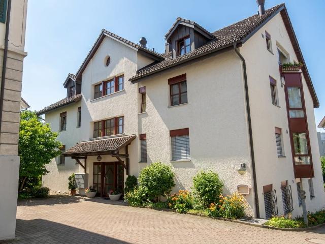 Rent a 4 ½ rooms apartment in Rüti ZH Flatfox