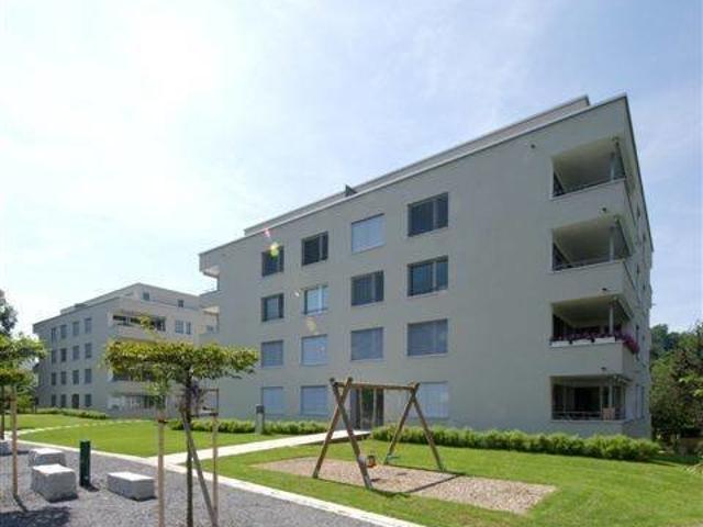 Rent a 4 ½ rooms apartment in Rüti ZH Flatfox