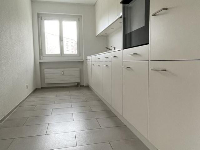 Rent a 4 rooms apartment in Rüti Flatfox