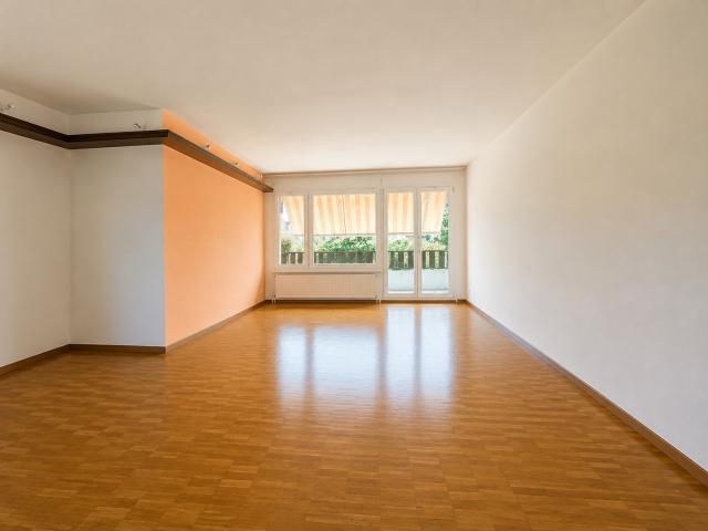 Rent a 4 ½ rooms apartment in Wallisellen Flatfox