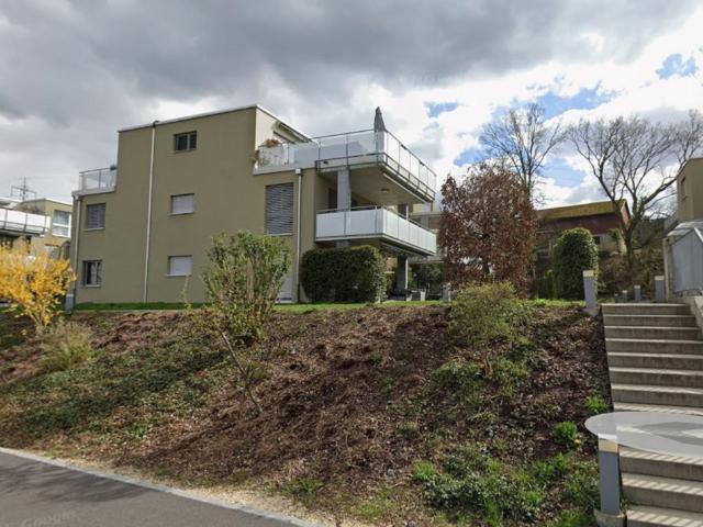 Rent a 4 ½ rooms apartment in Weiach Flatfox