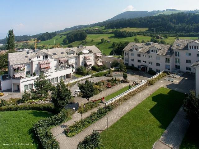 Rent a 4 ½ rooms apartment in Wilen bei Wollerau Flatfox