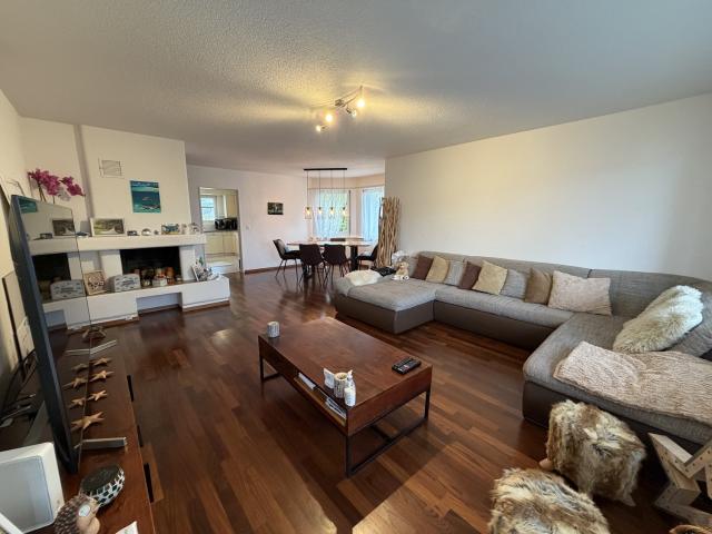 Rent a 4 ½ rooms apartment in Winkel Flatfox
