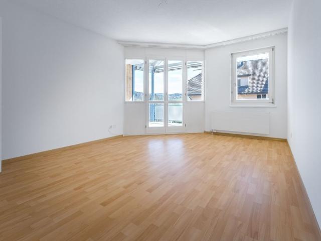 Rent a 4 ½ rooms apartment in Winterthur