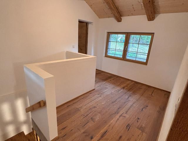 Rent a 4 ½ rooms apartment in Trun Flatfox