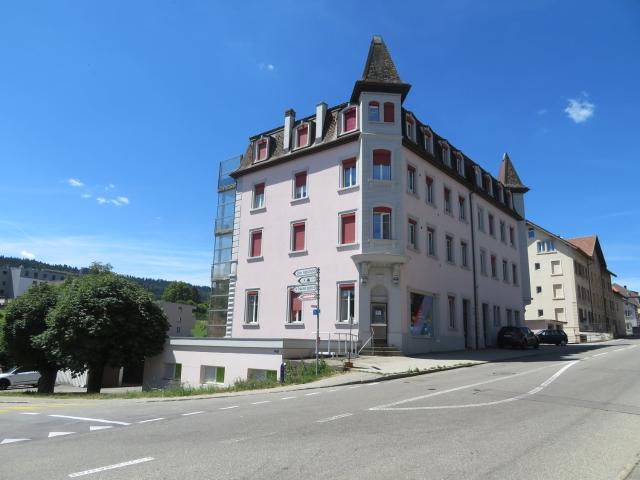 Rent a 4 rooms apartment in Tramelan Flatfox