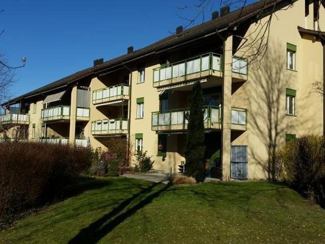 Rent a 4 ½ rooms apartment in Urdorf Flatfox