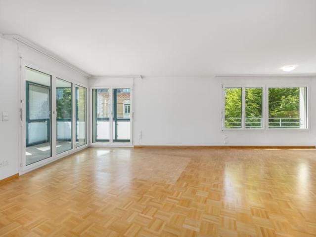 Rent a 4 ½ rooms apartment in Uster Flatfox