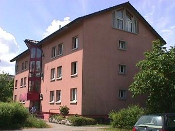 Rent a 4 ½ rooms apartment in Utzenstorf Flatfox
