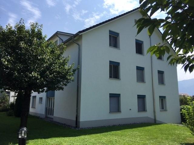 Rent a 4 ½ rooms apartment in Uznach Flatfox
