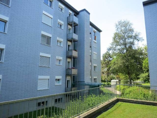 Rent a 4 rooms apartment in Volketswil Flatfox