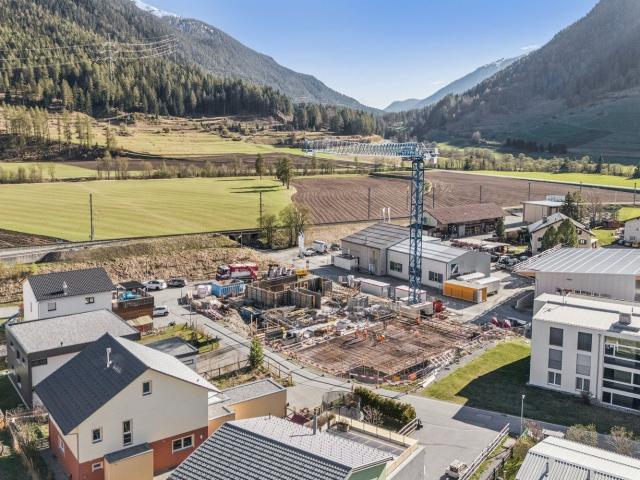 Rent a 4 ½ rooms apartment in Zernez Flatfox