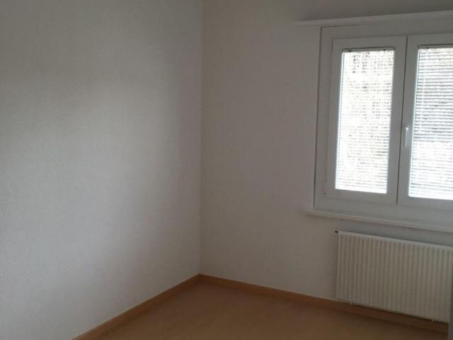 Rent a 4 rooms apartment in Zuchwil