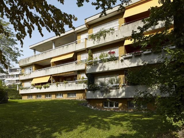 Rent a 4 ½ rooms attic flat in Männedorf Flatfox