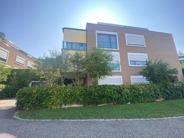 Rent a 4 ½ rooms attic flat in Bottmingen Flatfox