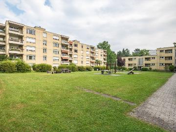 Rent a 4 ½ rooms attic flat in Kriens Flatfox