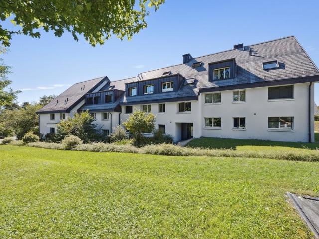 Rent a 4 ½ rooms duplex in Uetikon am See Flatfox
