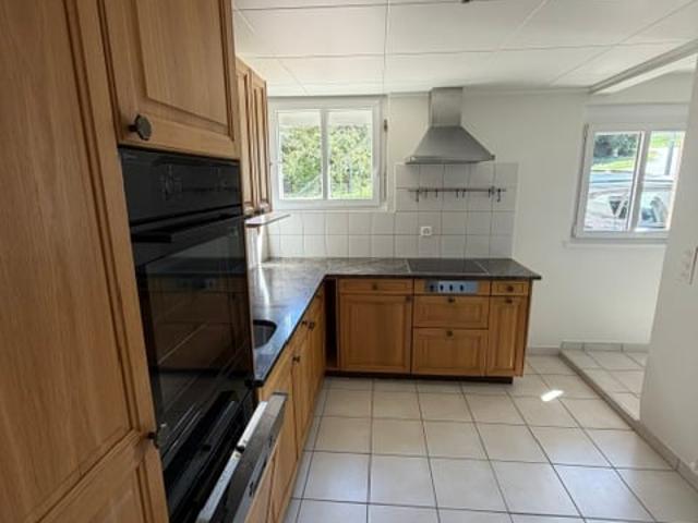 Rent a 4 rooms duplex in Vully les Lacs Flatfox