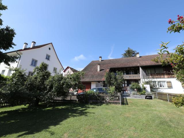 Rent a 5 ½ rooms farm house in Marthalen Flatfox