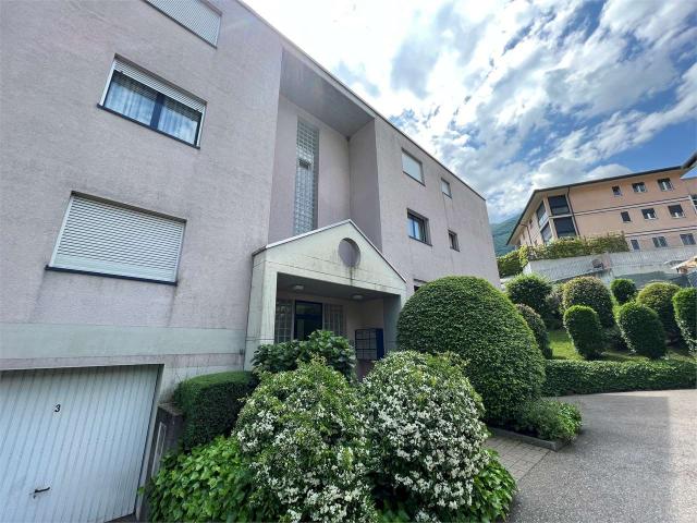 Rent a 4 ½ rooms furnished flat in Bironico Flatfox
