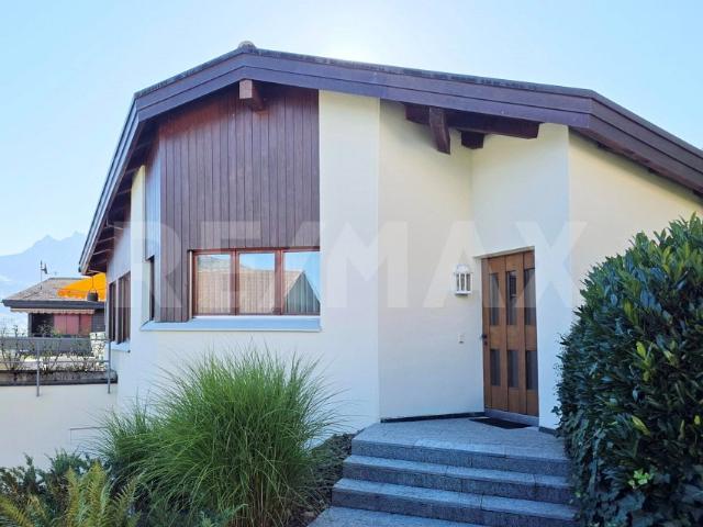 Rent a 4 rooms single house in Lauerz Flatfox
