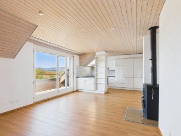 Rent a 4 ½ rooms roof flat in Arch Flatfox