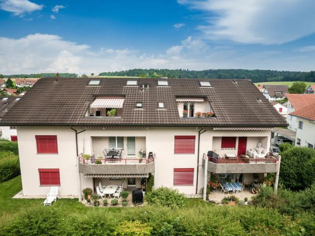 Rent a 4 ½ rooms roof flat in Berikon Flatfox