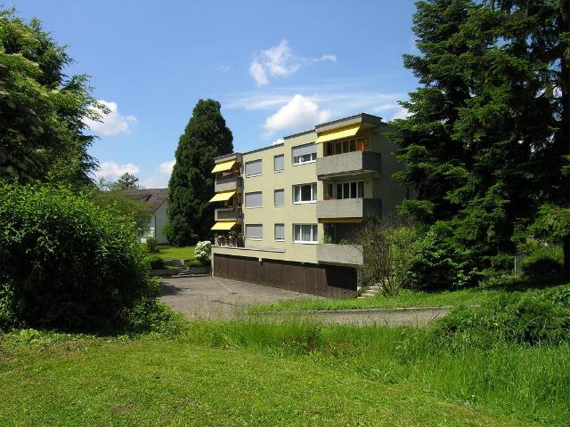 Rent a 4 ½ rooms roof flat in Männedorf Flatfox