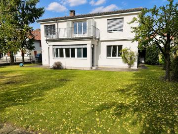 Rent a 4 ½ rooms single house in Ersigen Flatfox
